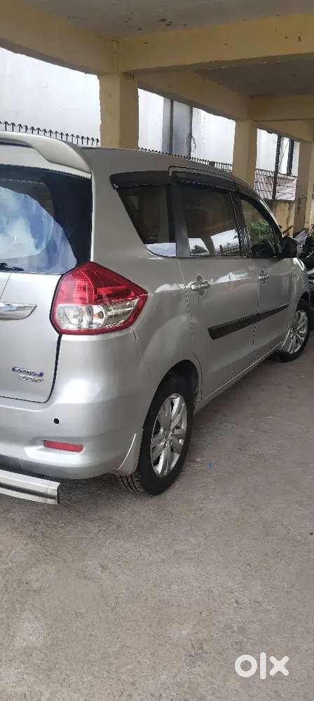 Maruti Suzuki Ertiga 2017 Diesel 185000 Km Driven