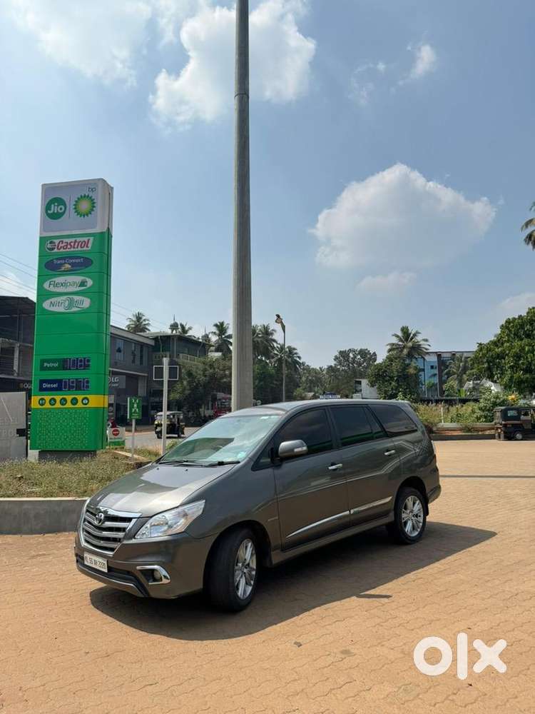 Toyota Innova 2013 Diesel Well Maintained