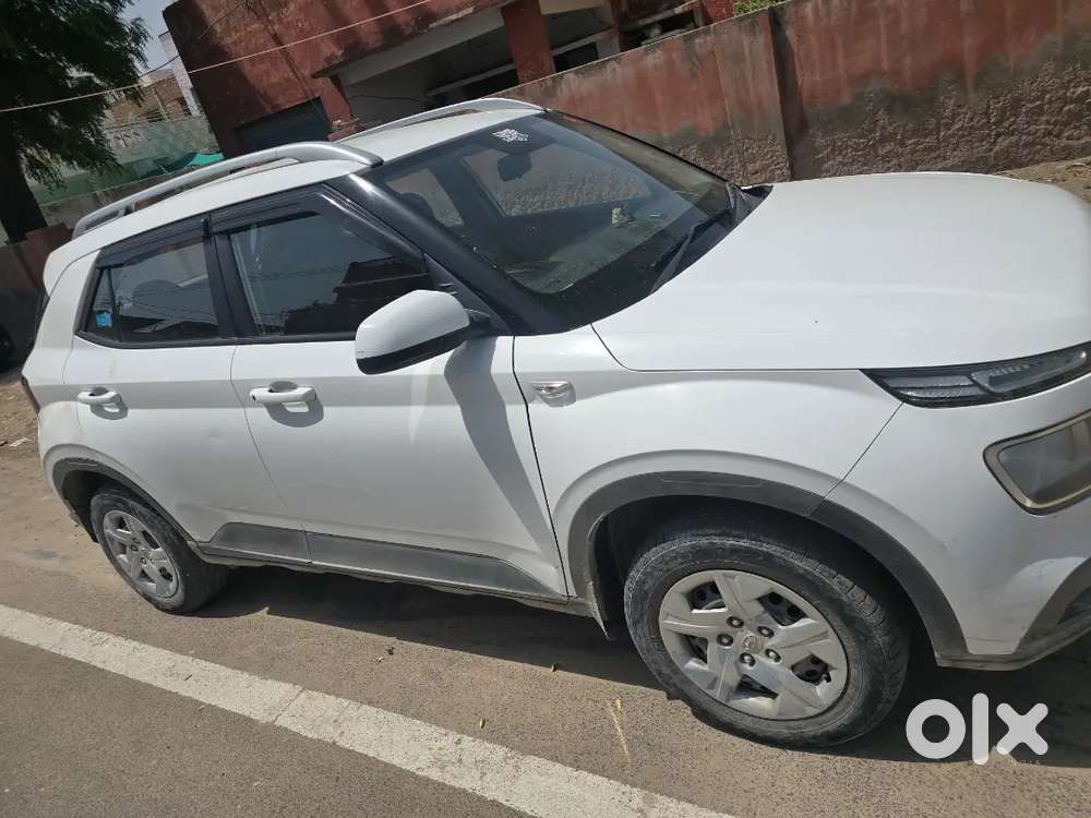 Hyundai New Venue Se Petrol 2022 Best Condition Car