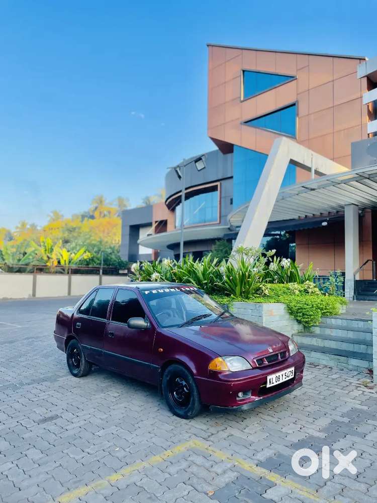 Maruti Suzuki Esteem 1998