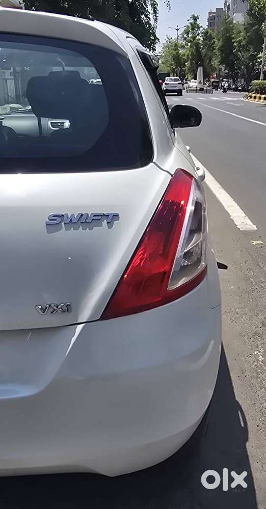 Maruti Suzuki Swift Vxi Cng, 2012, Cng & Hybrids