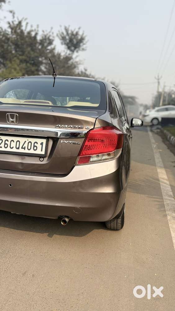 Honda Amaze, 2015, Petrol