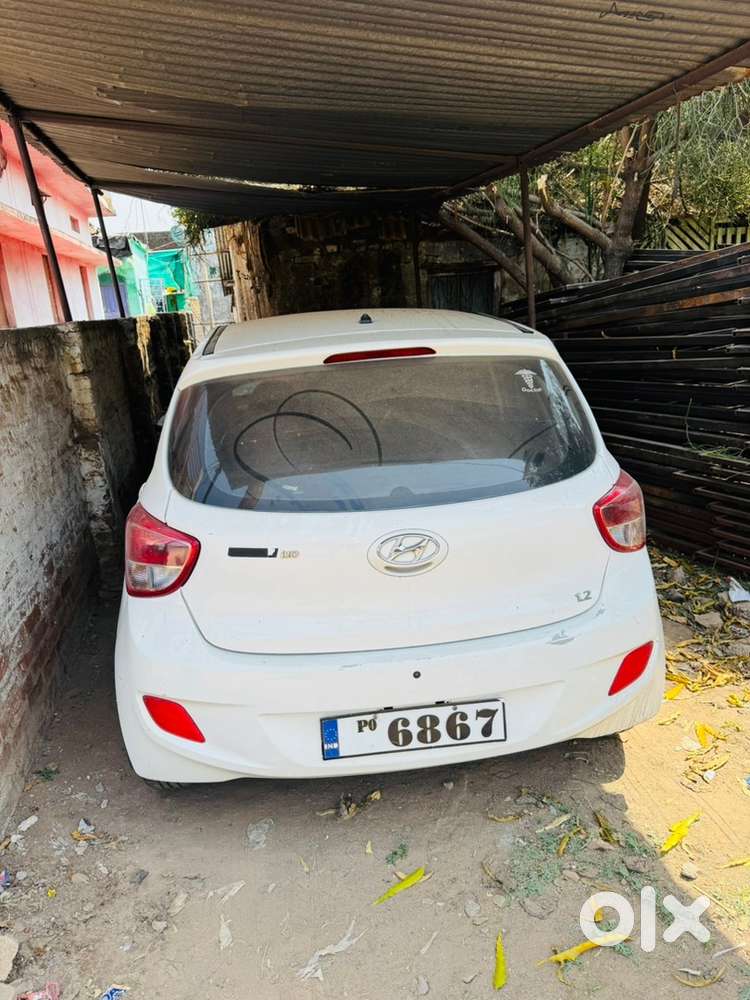 Hyundai Grand I10 2015 Petrol Well Maintained