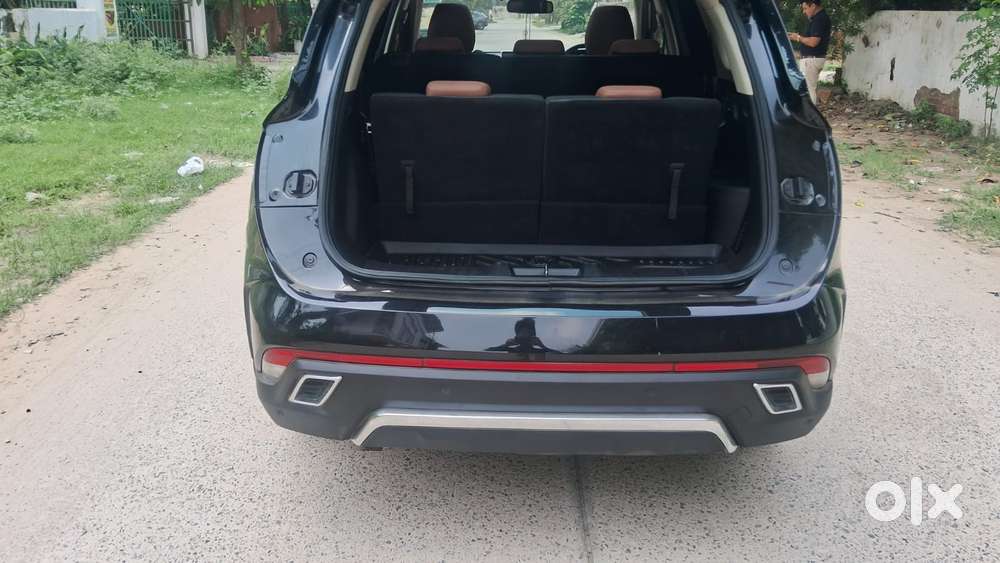 Mg Hector Plus Savvy Pro 1.5 Turbo Petrol Cvt 7 Str, 2023, Petrol