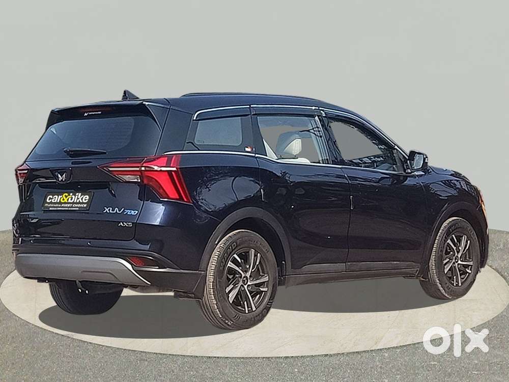 Mahindra Xuv700 2.0 Ax 5 Petrol At Str, 2022, Petrol