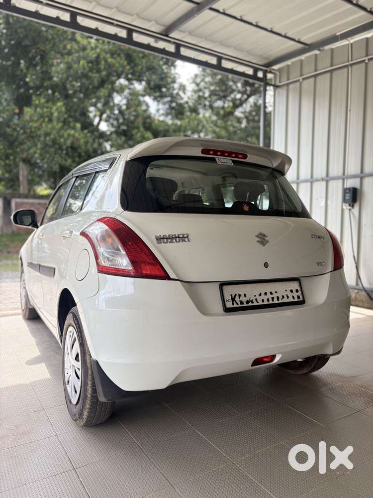 Maruti Suzuki Swift Vxi, 2016, Petrol