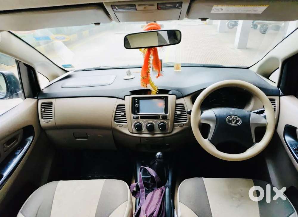 Toyota Innova 2.5 Gx (diesel) 7 Seater Bs Iv, 2015, Diesel