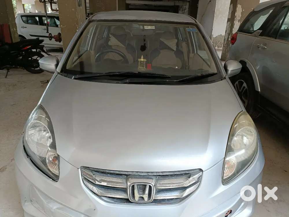Honda Amaze Petrol 2013