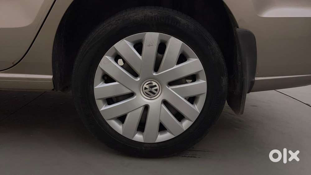 Volkswagen Vento 1.6 Highline, 2016, Petrol