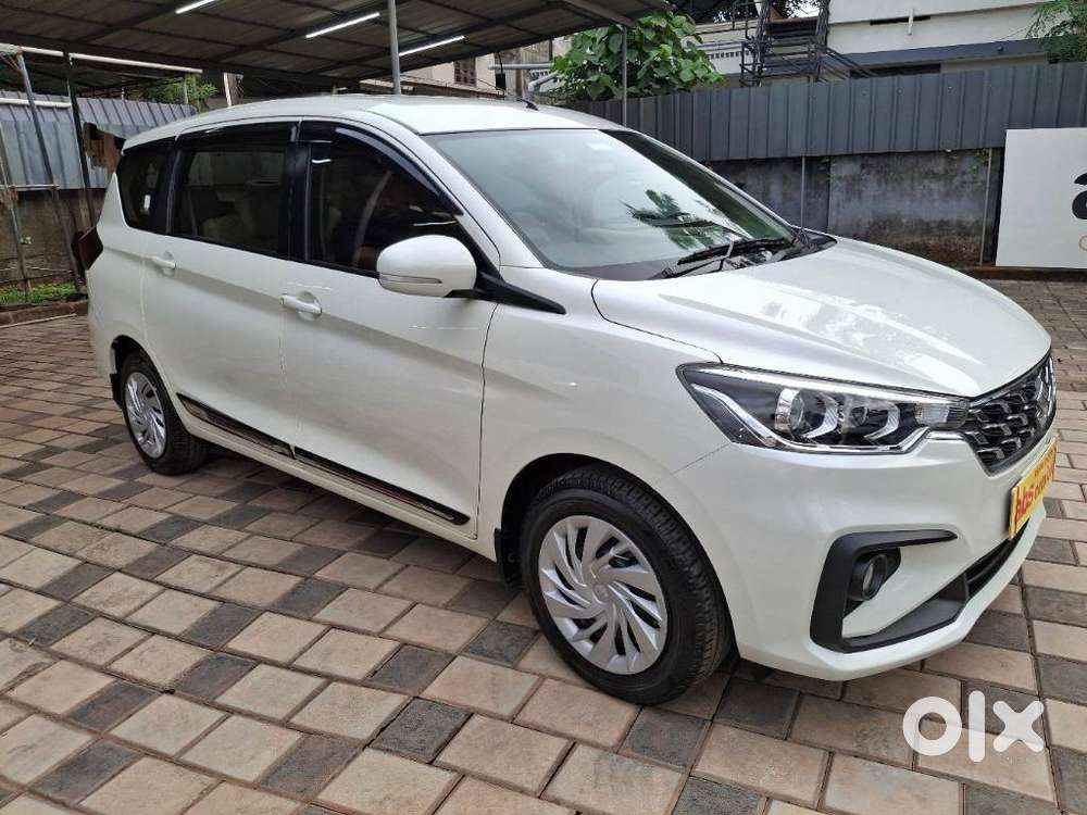 Maruti Suzuki Ertiga Vxi At Petrol, 2022, Petrol