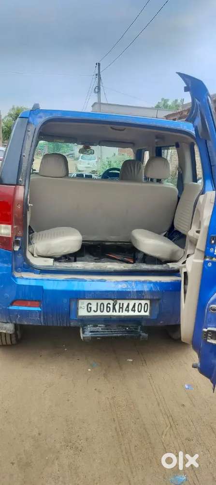 Mahindra Tuv 300 2016