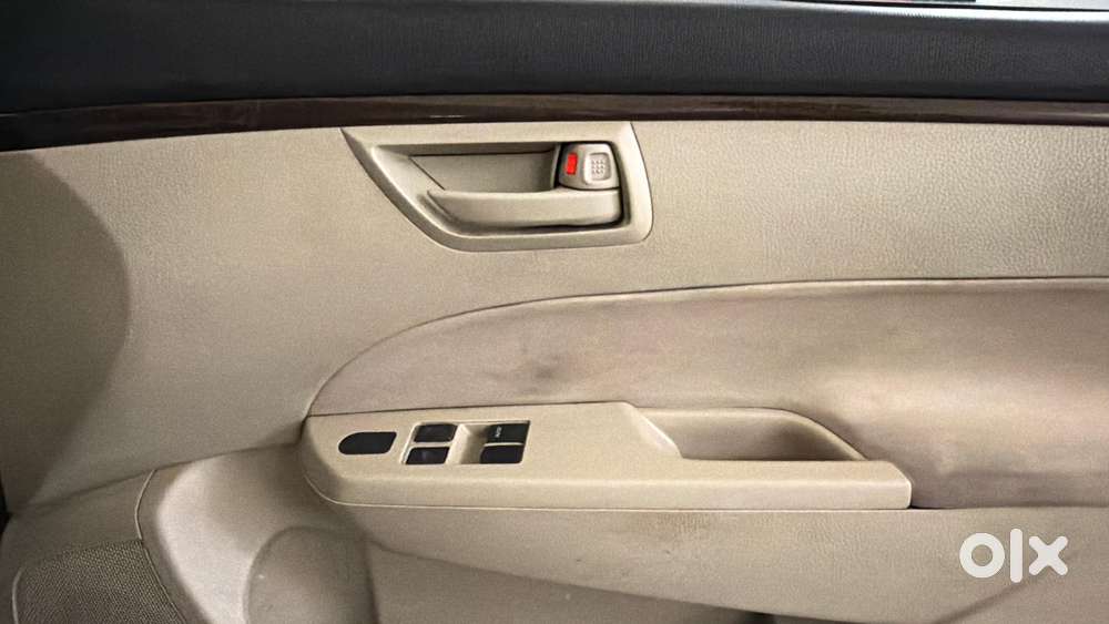 Maruti Suzuki Swift Dzire 1.2 Lxi (o), 2015, Petrol