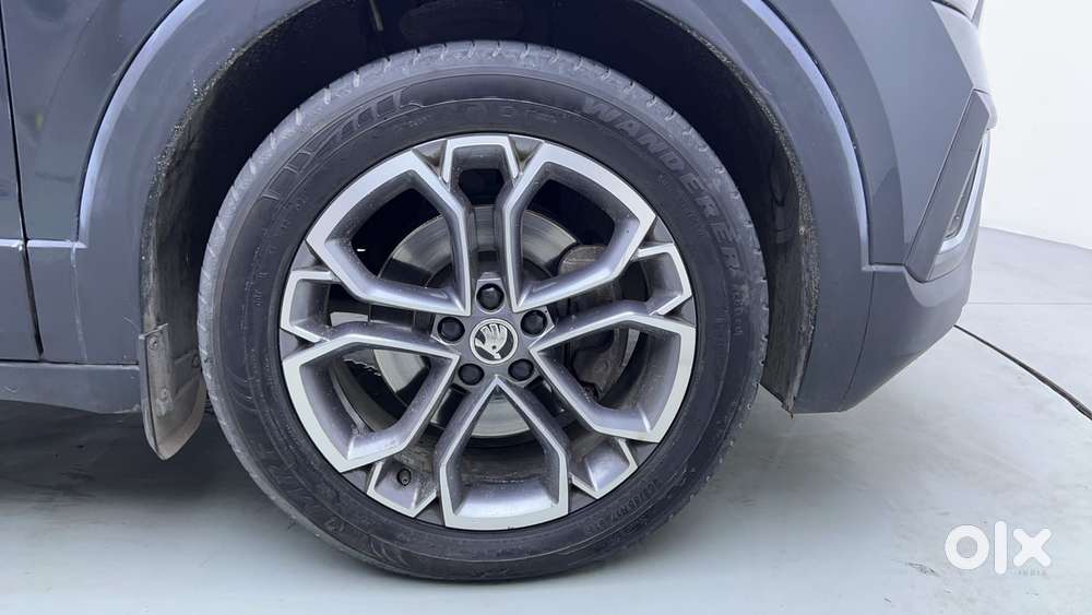 Skoda Kushaq Style 1.5l Tsi Mt, 2022, Petrol