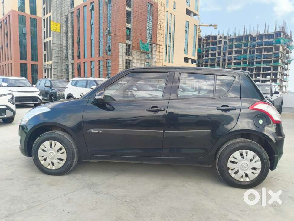 Maruti Suzuki Swift Vxi, 2014, Petrol