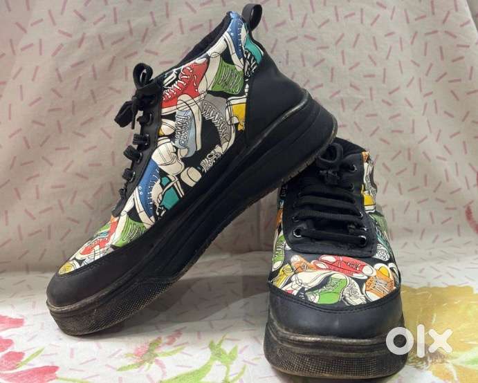 Stylish Printed Shoes