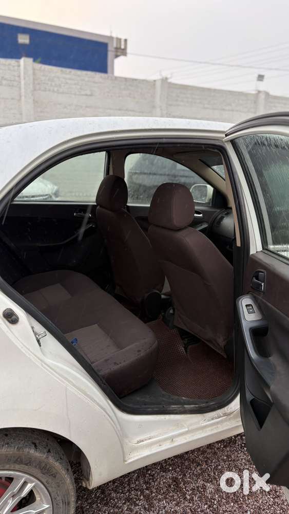 Tata Manza Gex, 2015, Petrol
