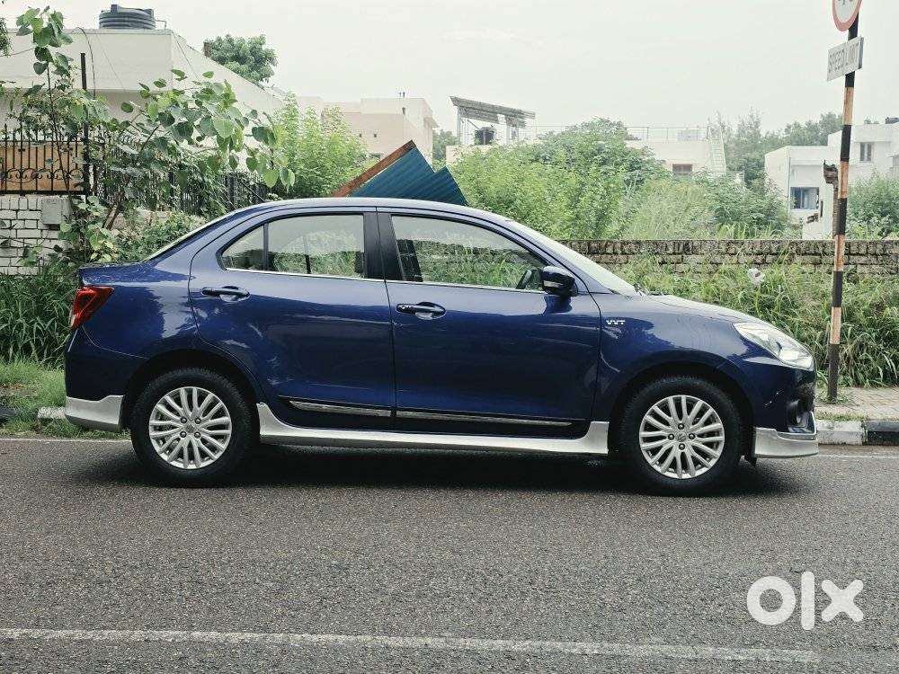 Maruti Suzuki Swift Dzire 1.2 Zxi Bsiv, 2018, Petrol