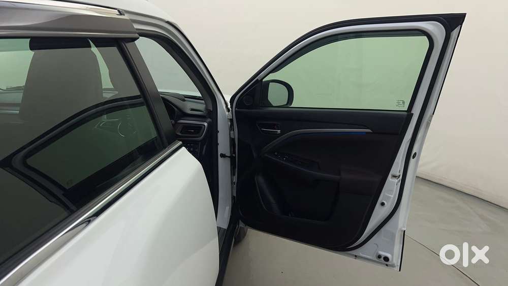 Maruti Suzuki Vitara Brezza 1.5 Zxi, 2025, Petrol