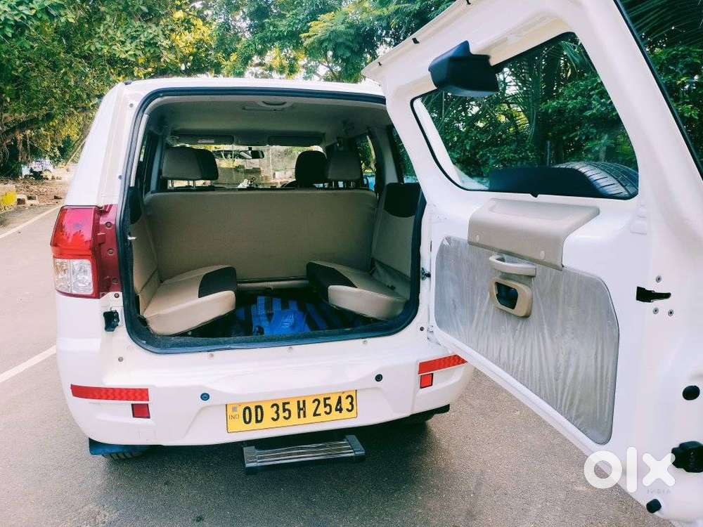 Mahindra Tuv 300 Plus P4, 2024, Diesel