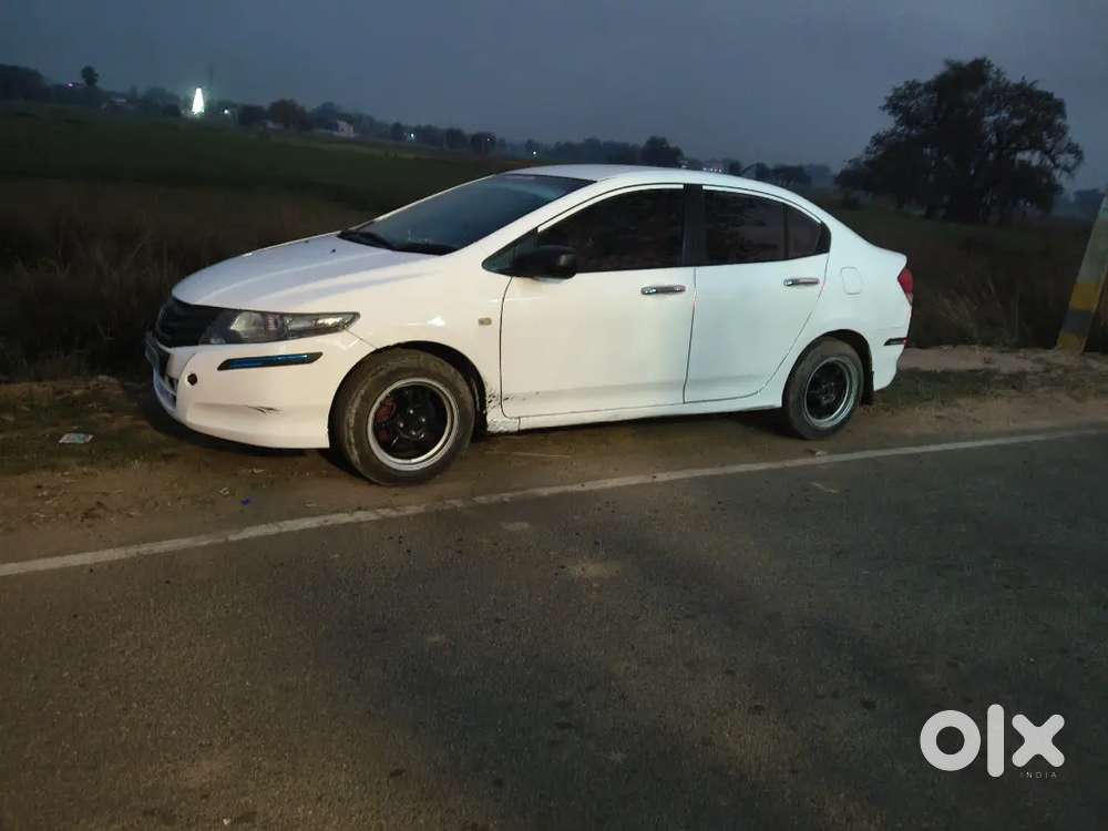 Mint Condition Gadi Me Ak Bhi Kam Nhi Huya Hai