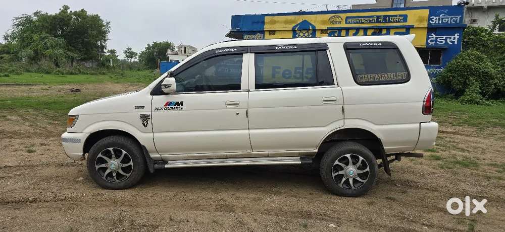 Chevrolet Tavera Neo 2014
