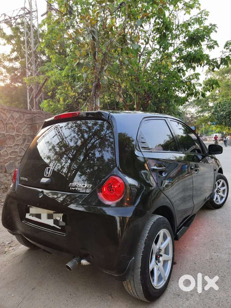 Honda Brio 2013 Petrol Well Maintained