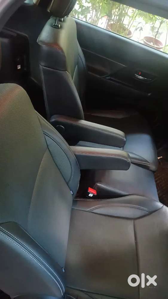Maruti Suzuki Xl 6 At Smart Hybrid