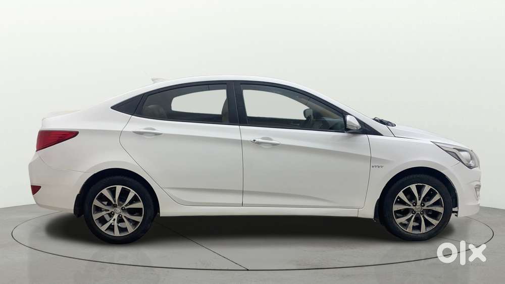 Hyundai Verna 1.6 Vtvt Sx, 2017, Petrol