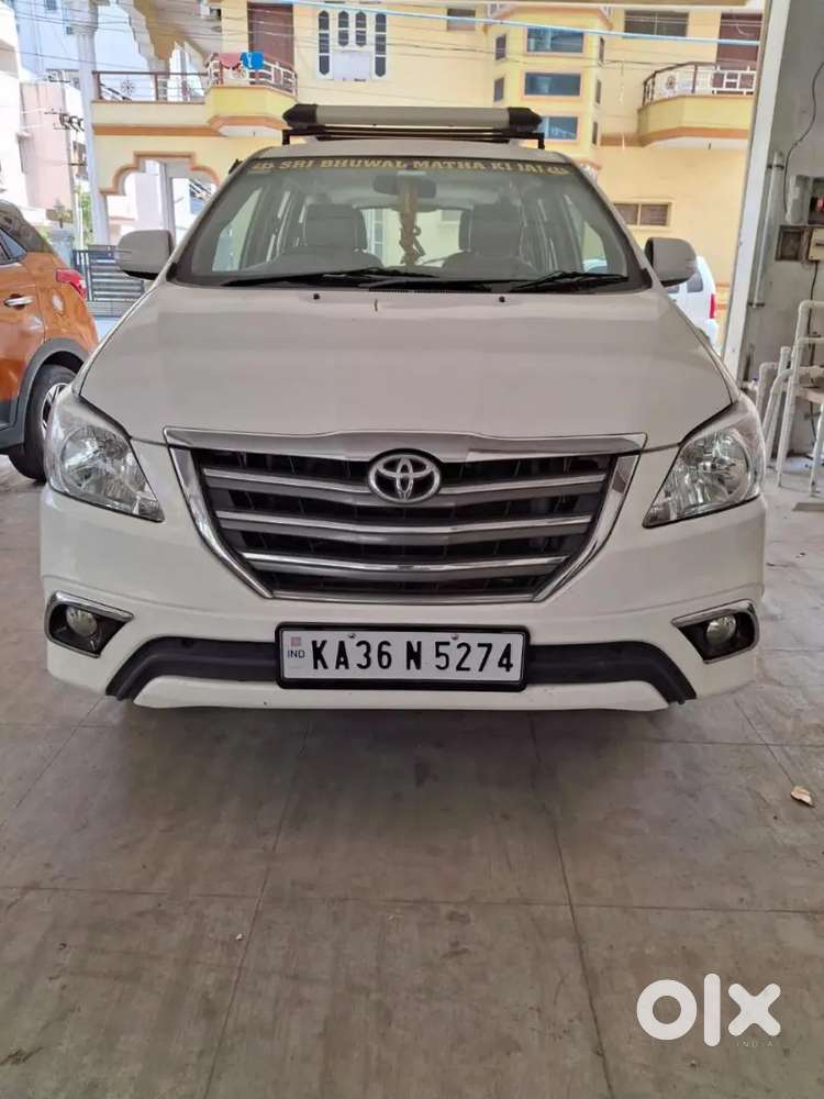 Toyota Innova Diesel 7 Str 2015