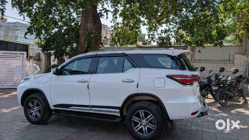 Toyota Fortuner 4x2 At 2.8 Diesel, 2025, Diesel