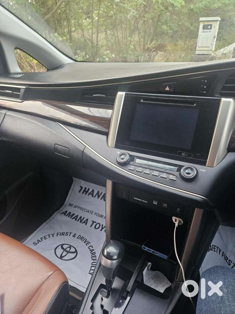 2.8 Z Automatic Toyota Crysta 2016