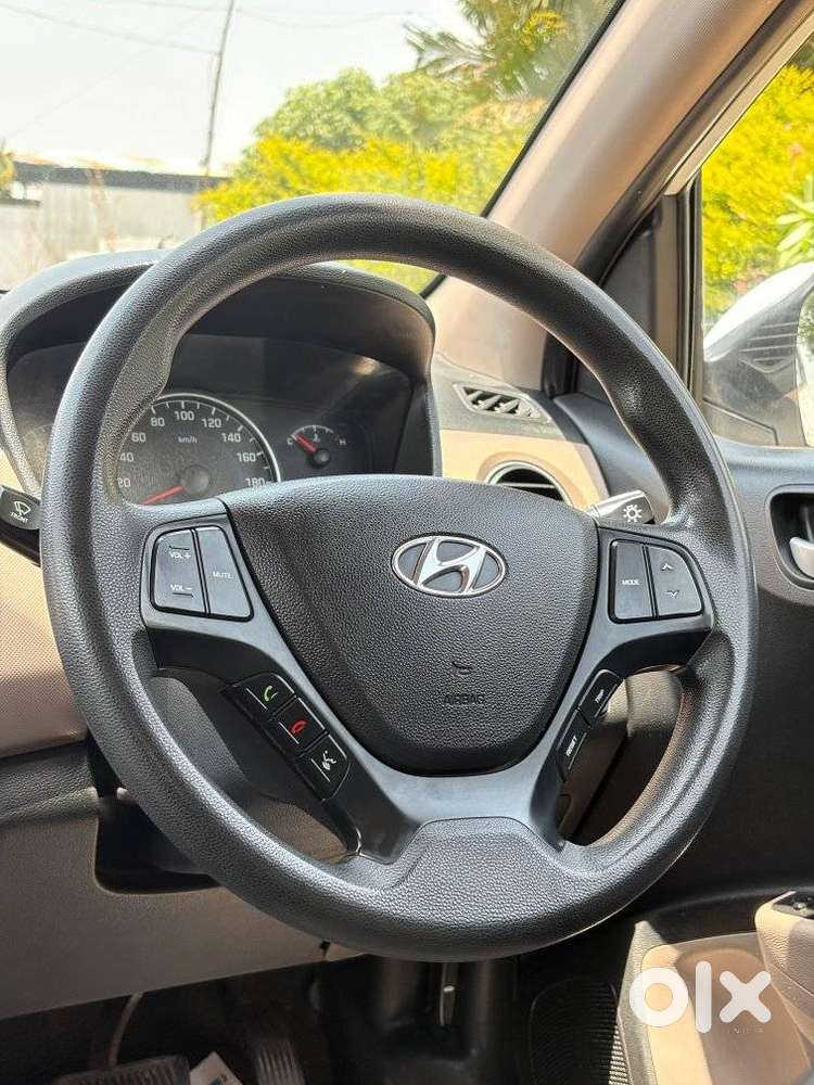 Hyundai Grand I10 1.2 Sportz At, 2017, Petrol