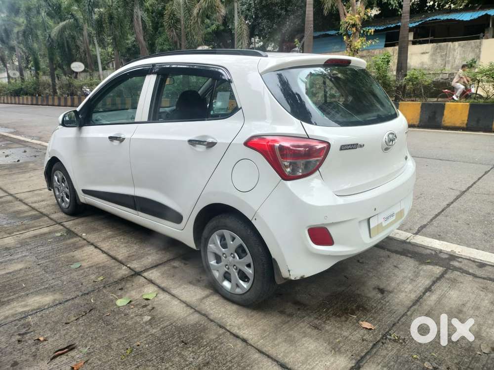 Hyundai I10 Sportz, 2014, Petrol
