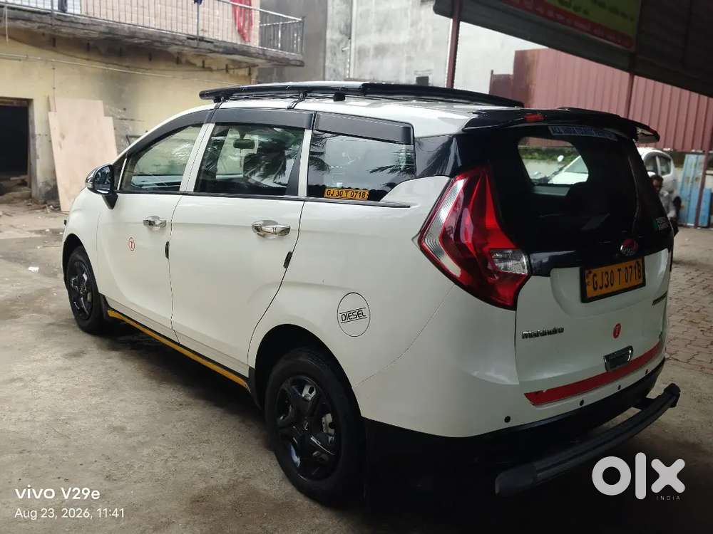 Mahindra Marazzo 1.5 2019