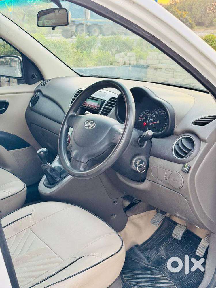 Hyundai I10 Magna 1.1l, 2015, Cng & Hybrids