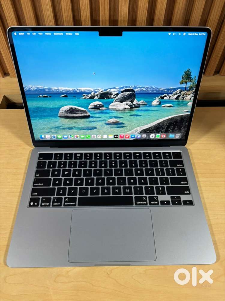 Macbook air m4 chip new condition