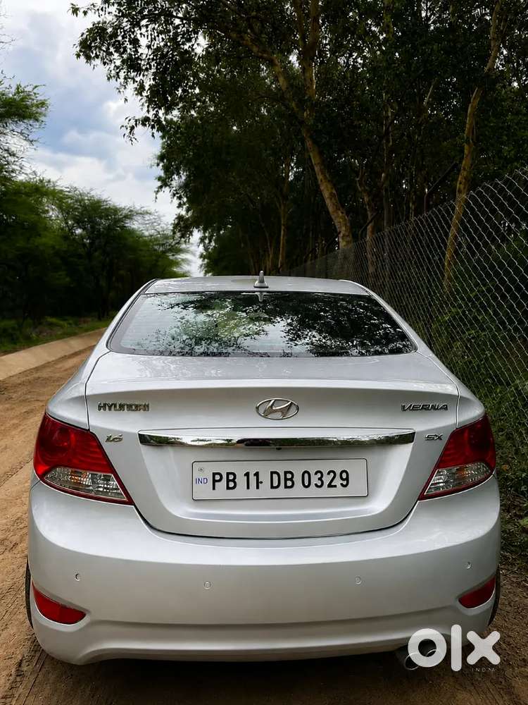 Hyundai Verna 2012 Variant