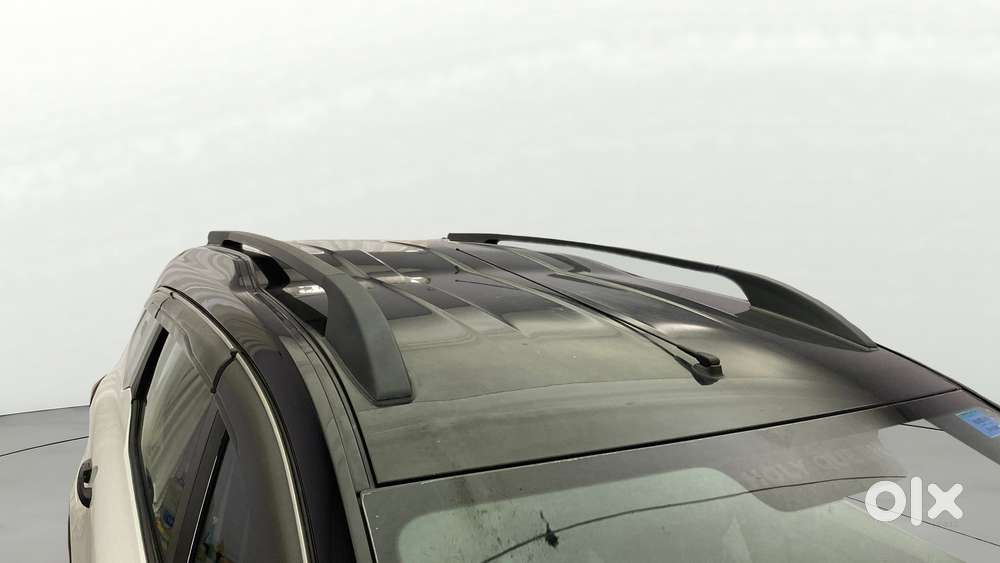 Renault Triber Rxl, 2023, Petrol