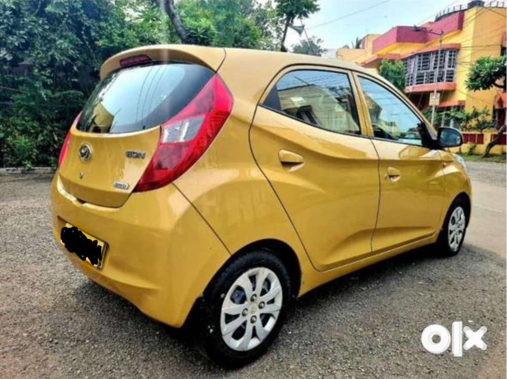 Hyundai Eon Manual Petrol 0.8 Sportz 2014