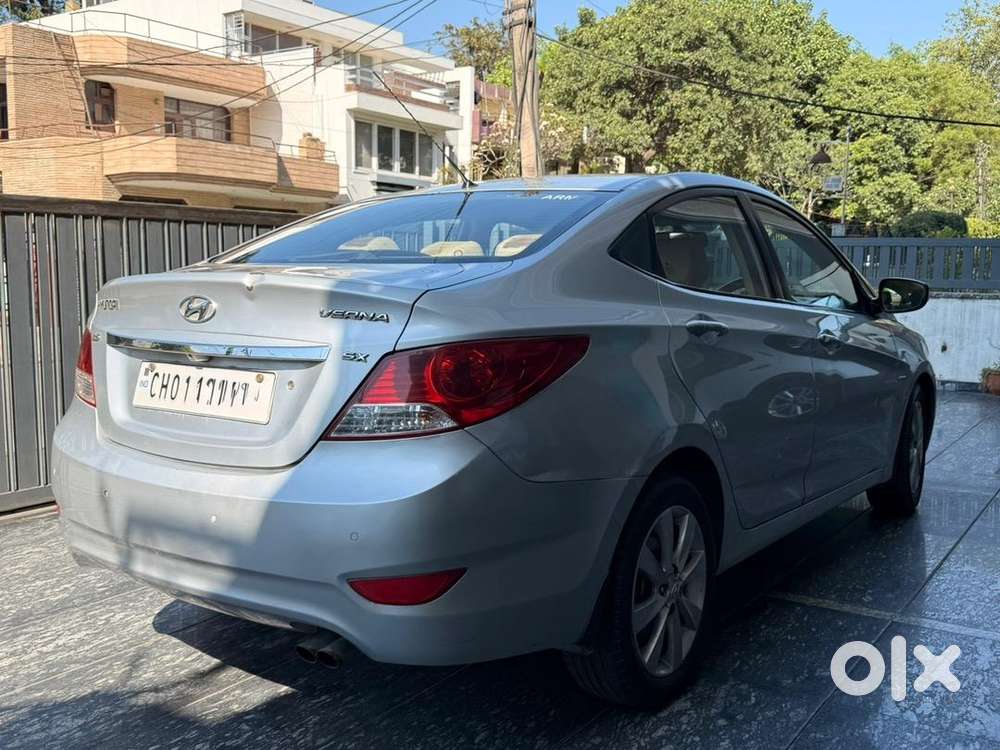 Hyundai Fluidic Verna 2012 Petrol 89k Km Driven Well Maintained