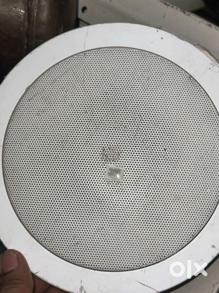 JBL sound good condision