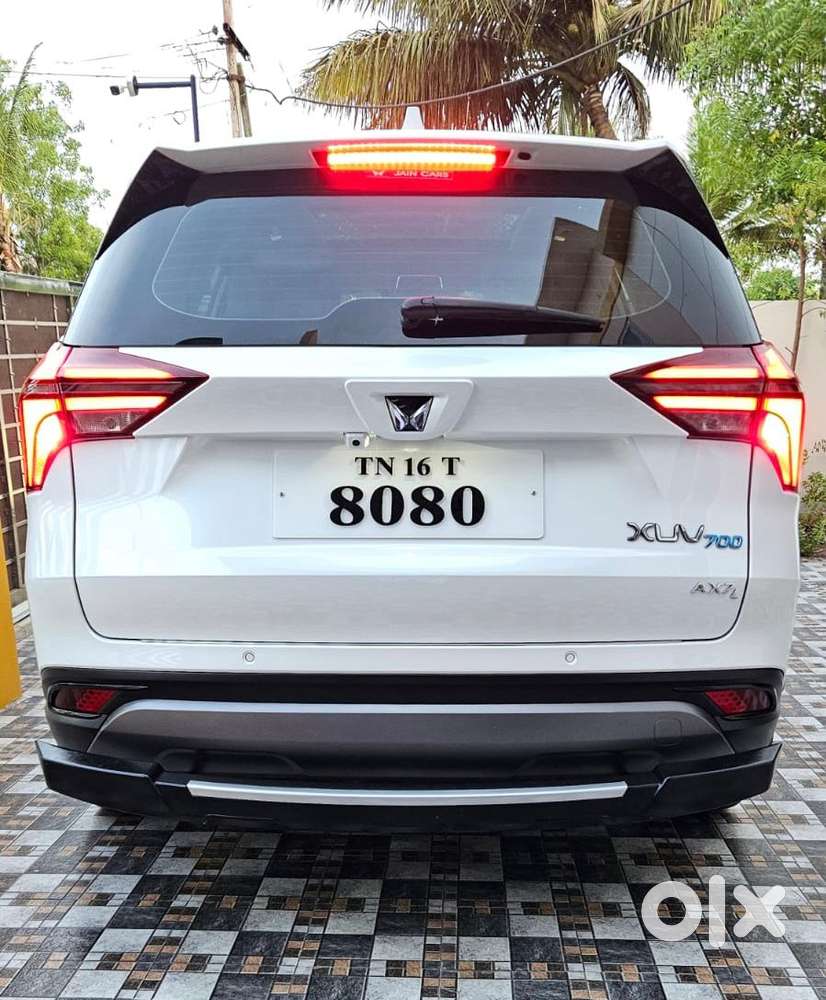 Mahindra Xuv700 2.2 Ax 7 Diesel Mt Luxury Pack Str, 2025, Diesel
