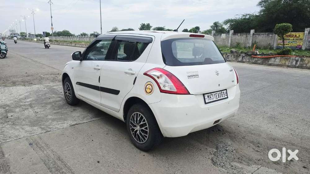 Maruti Suzuki Swift Vxi Optional, 2012, Petrol