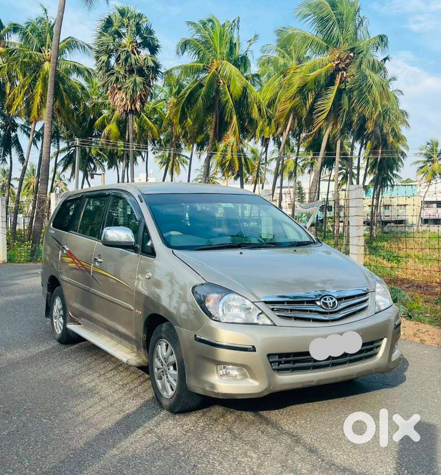 Toyota Innova 2.5 V 7 Str, 2010, Petrol