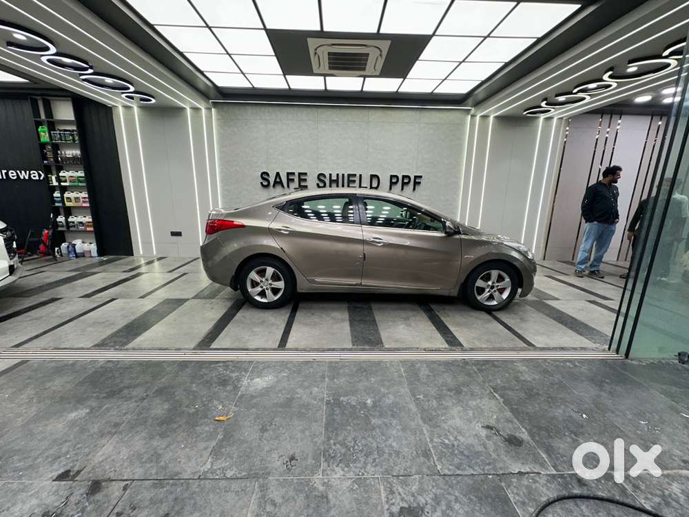 Hyundai Elantra For 3 Lakhs
