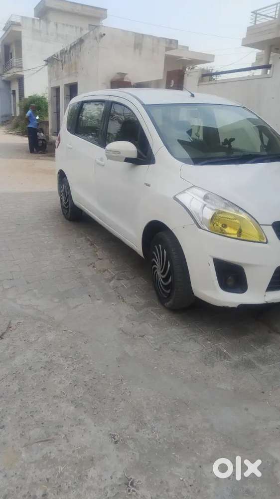 Maruti Suzuki Ertiga 2012 Diesel 170000 Km Driven