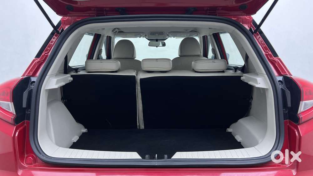 Mahindra Xuv300 W8 Amt Diesel, 2021, Diesel