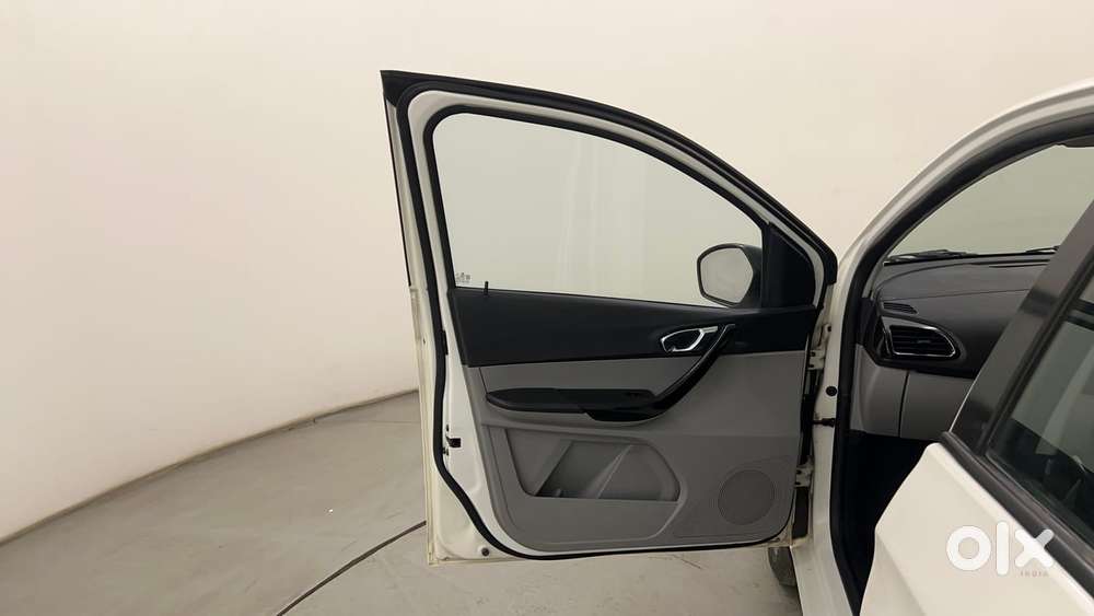 Tata Tiago 1.2 Revotron Xz Plus, 2020, Petrol