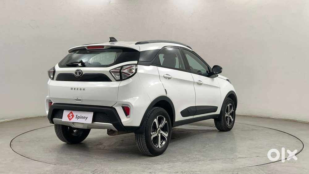 Tata Nexon 1.2 Revotron Xz Plus (s), 2023, Petrol