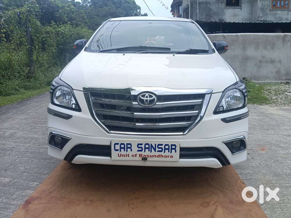 Toyota Innova 2.5 G (diesel) 7 Seater Bs Iv, 2015, Diesel